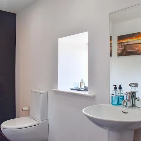 The Granary - Uk48270 휫비